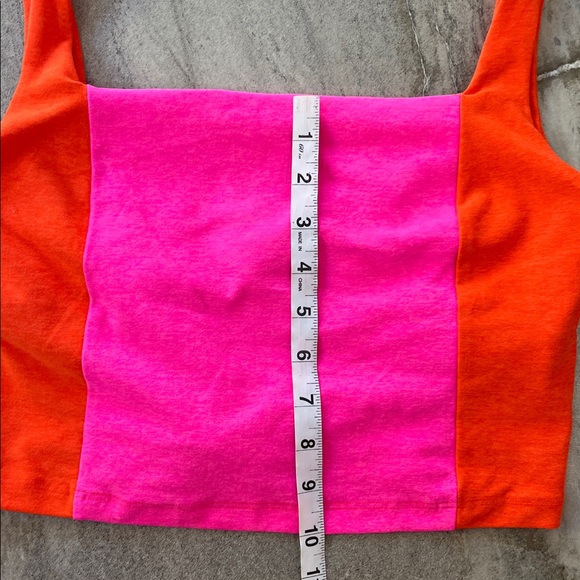 🧡 Beyond Yoga Vitality Spacedye Tank Top Colorblock Size Medium Pink Orange - Picture 8 of 8